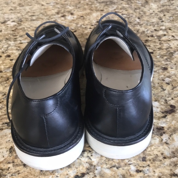 Oxfords_&_Derbys